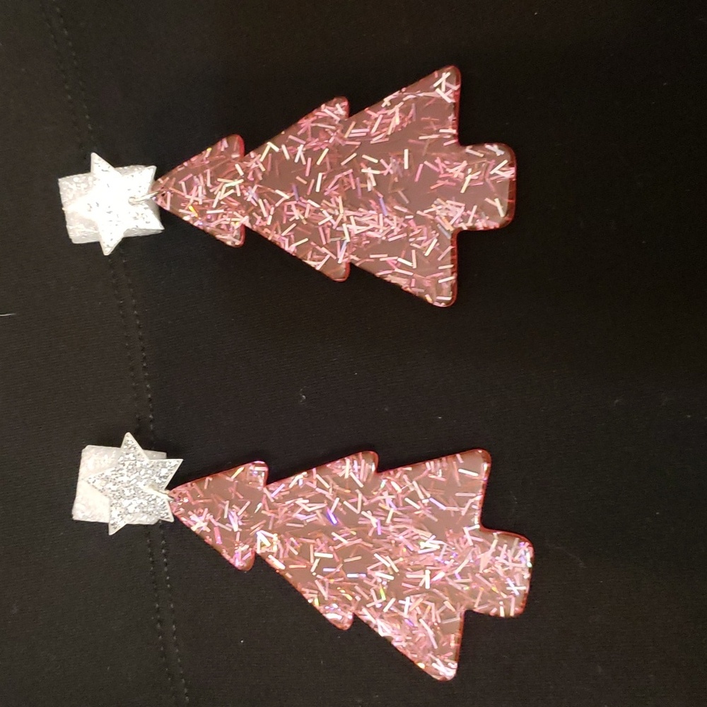 Pink Christmas 🎄 earrings